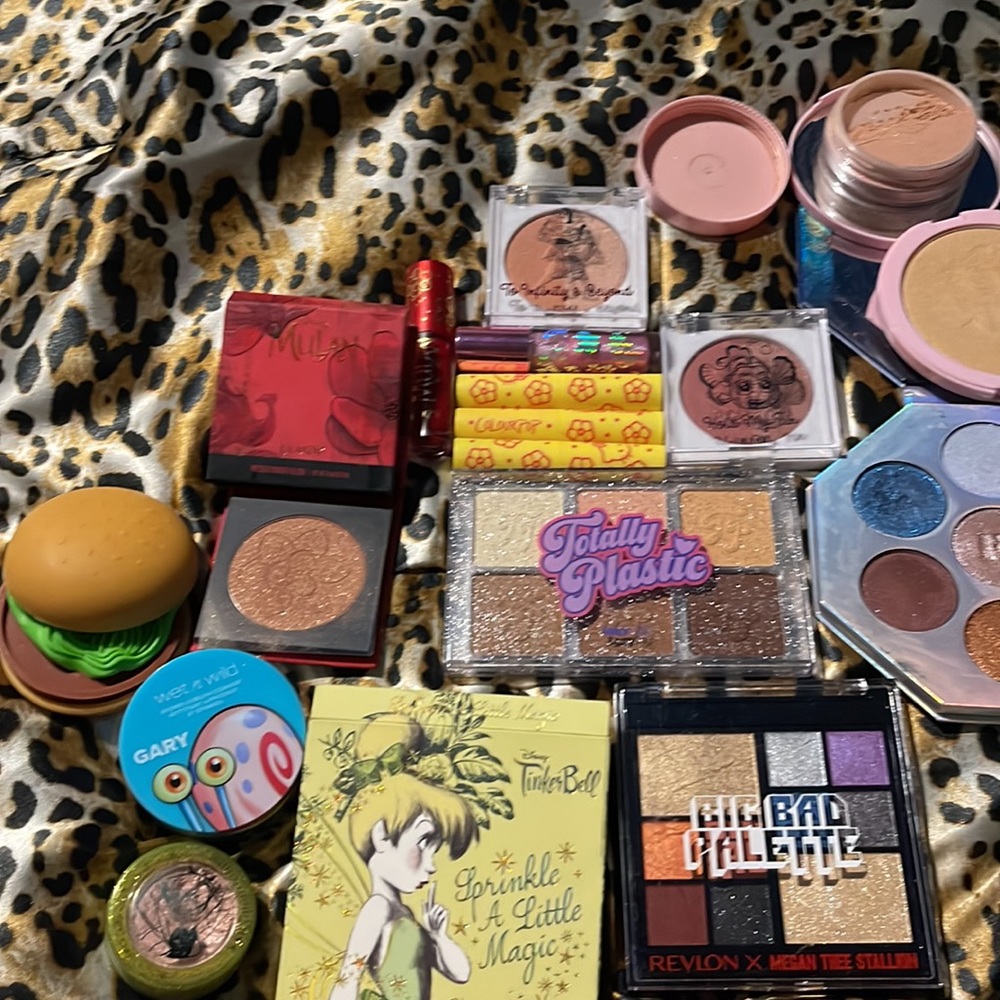 Makeup bundle - Picture 3 of 6